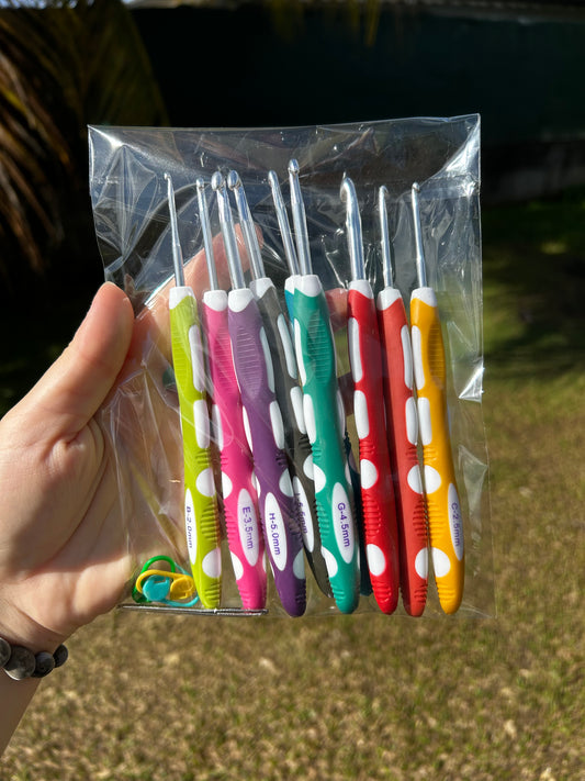 Kit crochet multicolore – les essentiels